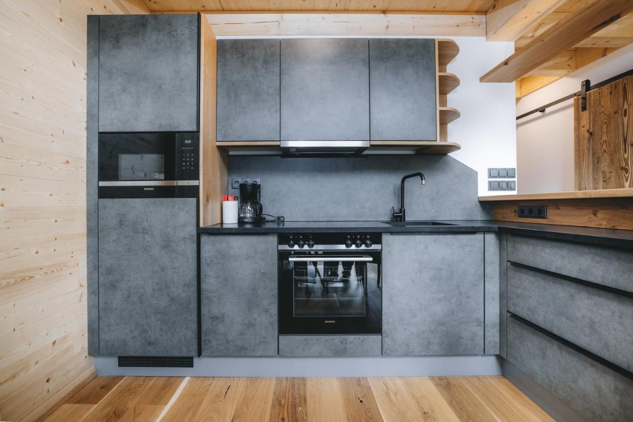 Zum Wohle Aparthotel Oberwoelz Stadt Bagian luar foto