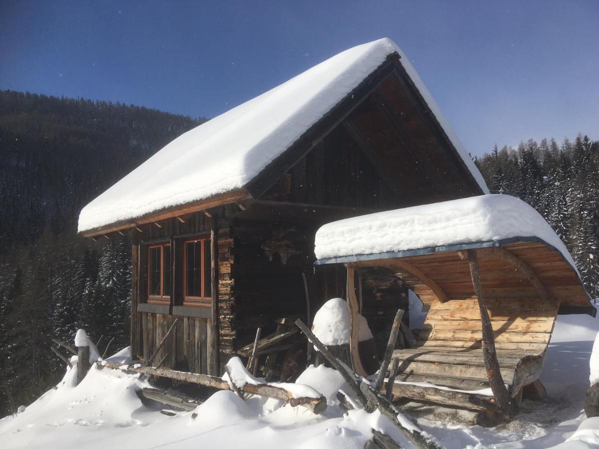 Zum Wohle Aparthotel Oberwoelz Stadt Bagian luar foto